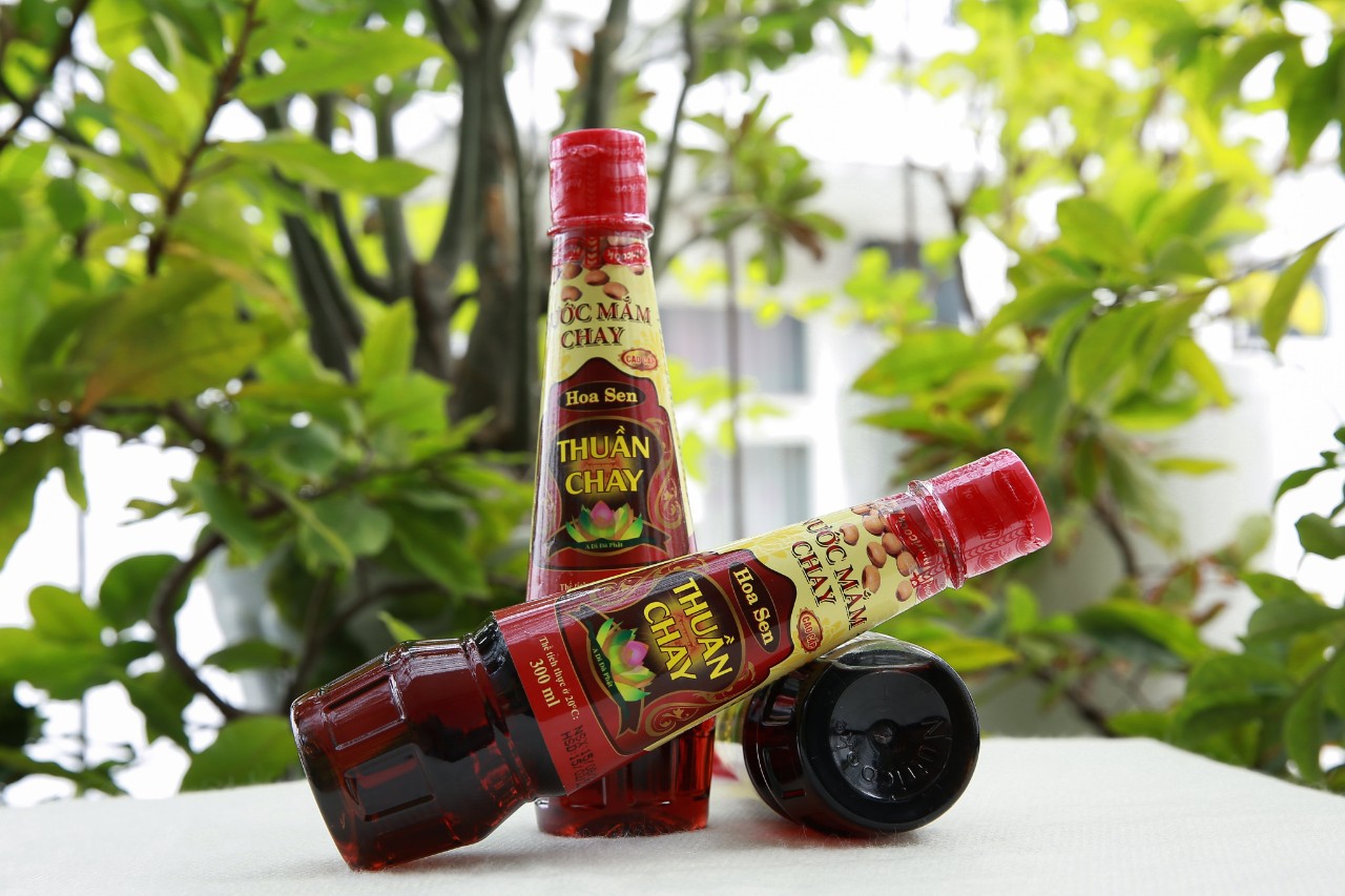 Nước mắm Nutri Thuần Chay Hoa Sen 300ml (1 thùng)